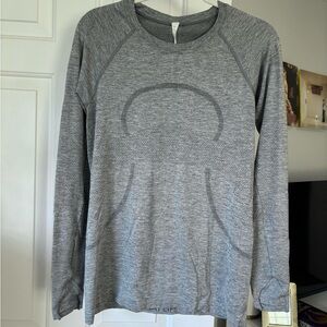 Lululemon Athletica swiftly tech long sleeve